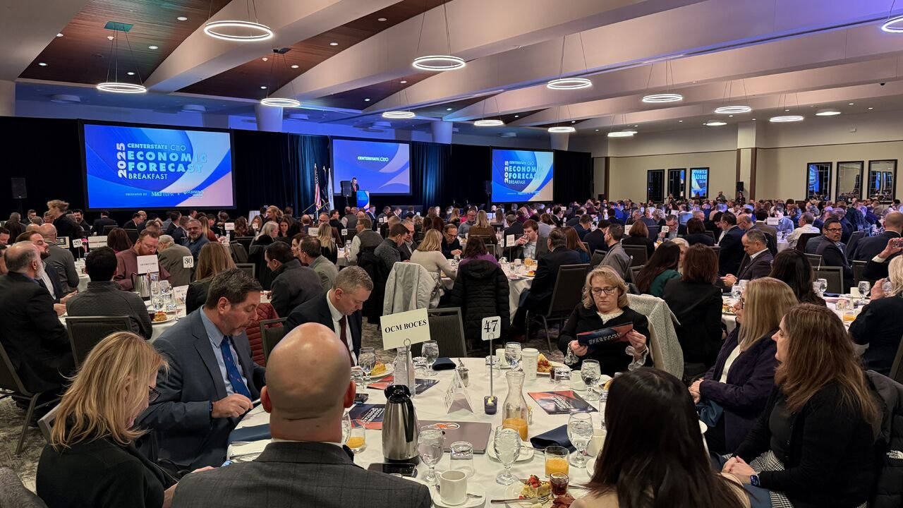 Economic Forecast Breakfast crowd